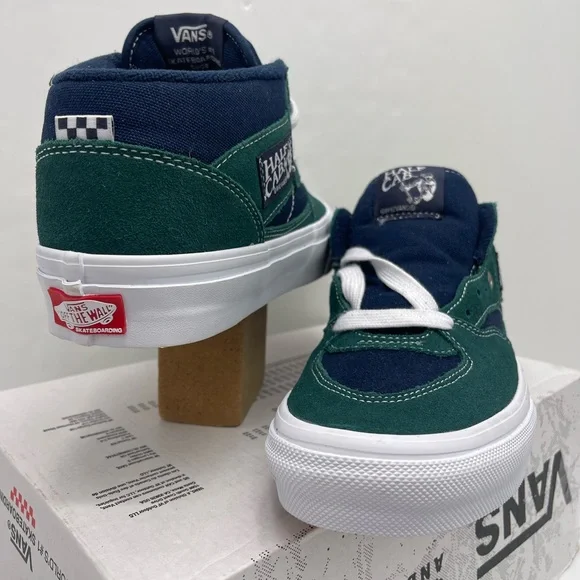 Vans Men’s Skate Half Cab
Tartan Blue/Green
VN0A2Z34BLG Sneakers - Picture 8 of 16